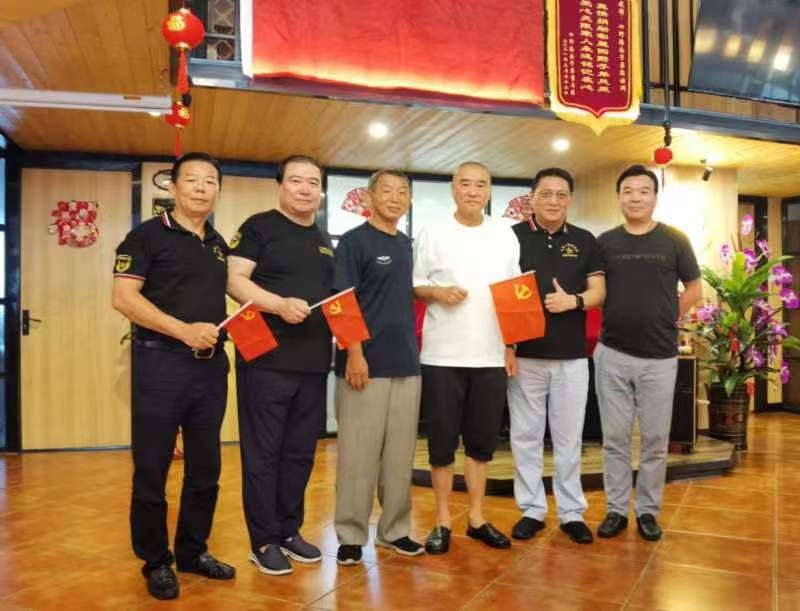 弘扬伟大建党精神:军人后代海口庆祝建党座谈会(图5)