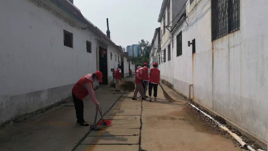 创建美丽宜居社区 清理街道服务忙(图5)