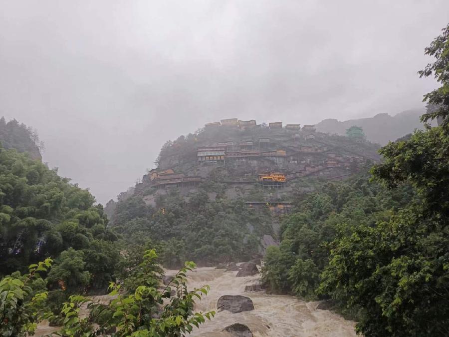【当代文艺】《雨中畅游望仙谷》作者:蒋四清(图2)