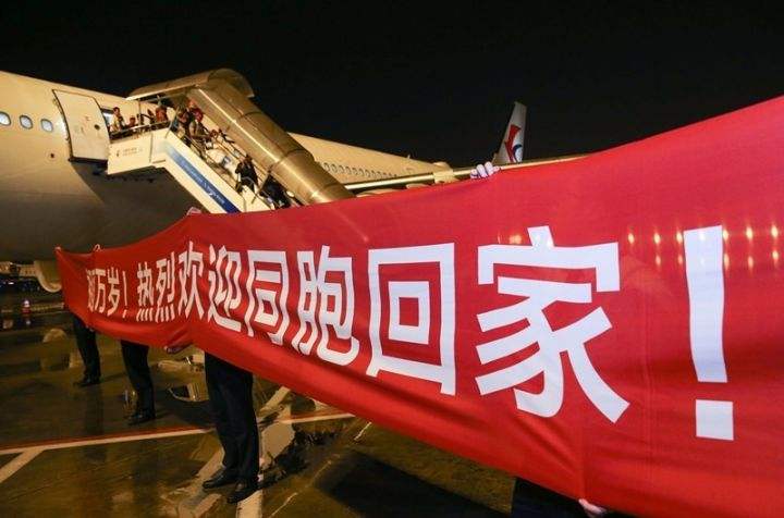 《同胞的呼唤》认证诗人、顾问/王振文、主播/禾子、编辑/黄金满地。中国文学黄金诗院有声之家。（图9）