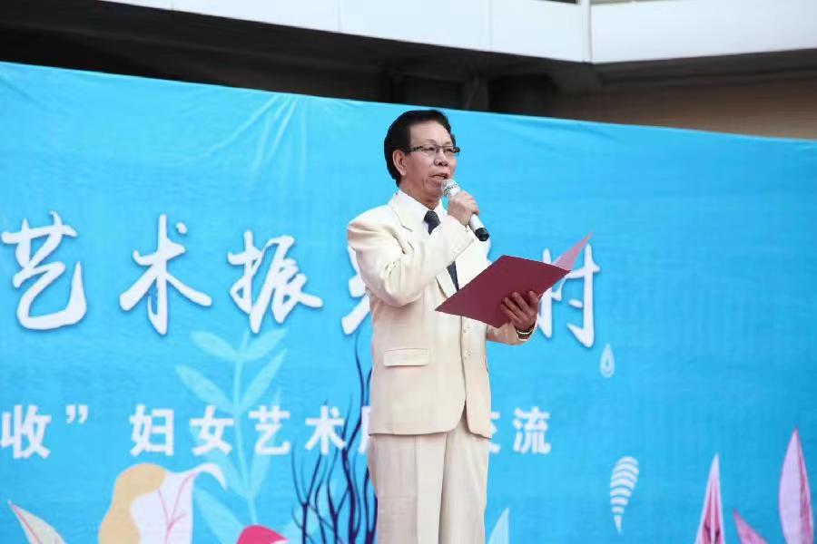 《同胞的呼唤》认证诗人、顾问/王振文、主播/禾子、编辑/黄金满地。中国文学黄金诗院有声之家。（图12）