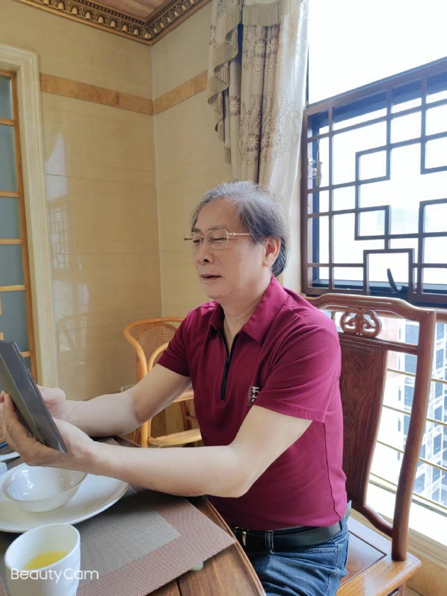 【老丫文苑】《可可托海是长满爱情的地方》作者//谢雄鹰(广东)