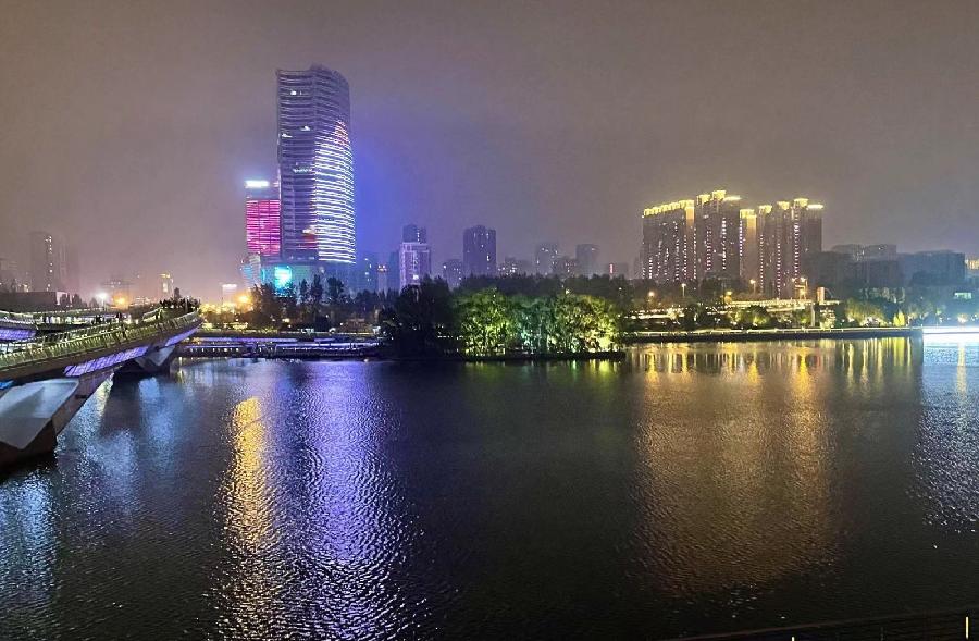 【雯荔之声】榕城兰花诵读：城市的温度（图3）
