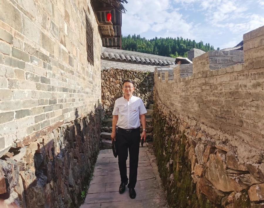 《文艺志愿者之歌》 作者//任淑媛（蝶鸢）朗诵//陈兵（图5）