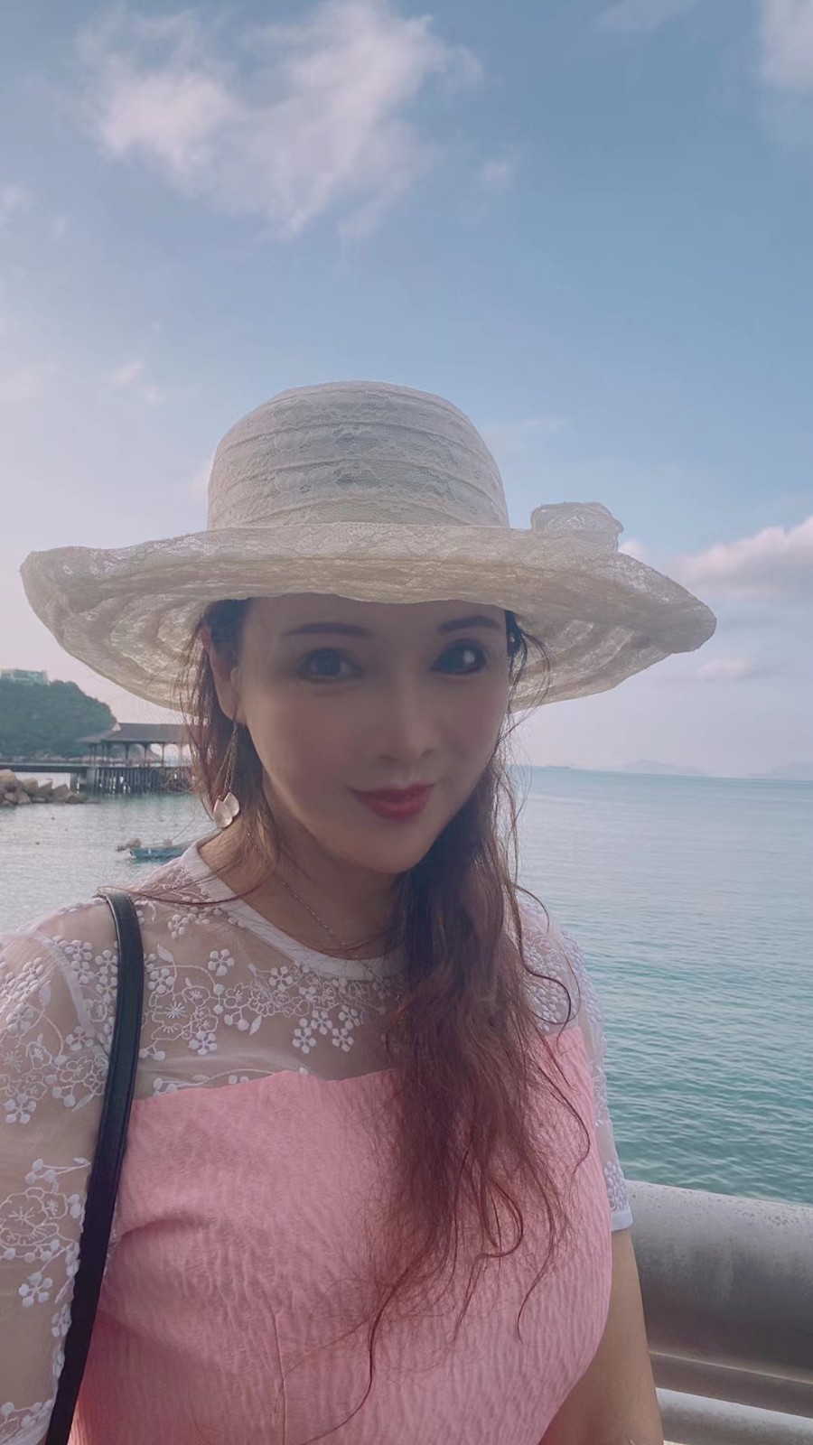 白曼的情诗旗帜【流派诗刊（中国香港）第24期】以爱为铭世界著名诗人情诗集萃【世界诗人名人展】8812（图16）