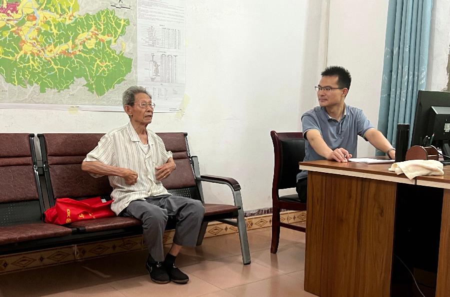 李义辉：春华秋实九十载 一片丹心向桑梓——记入党积极分子袁仕明（图2）
