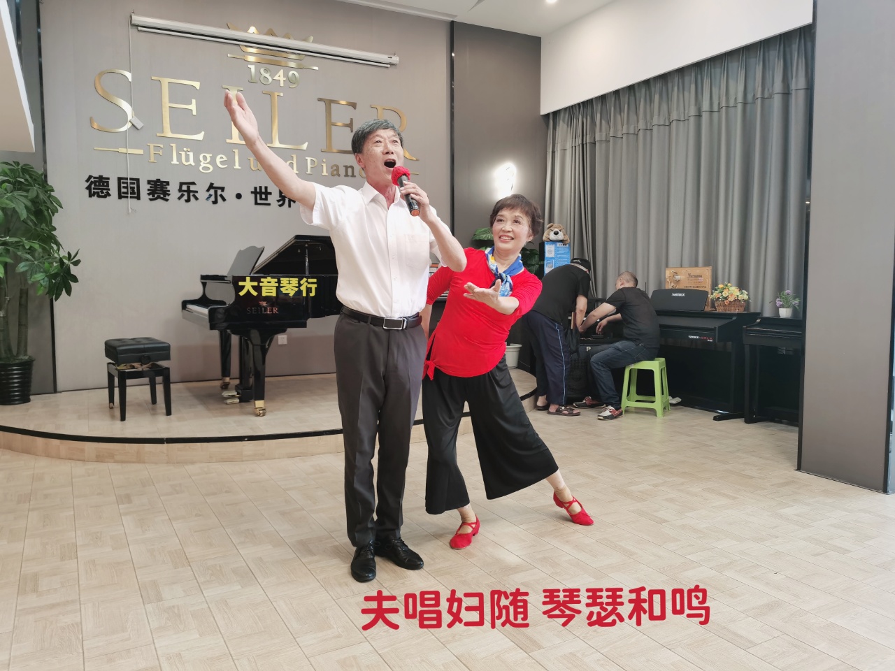 165504624.jpg 鏂囧寲鍚嶄汉鍔╁姏浼佷笟11.jpg