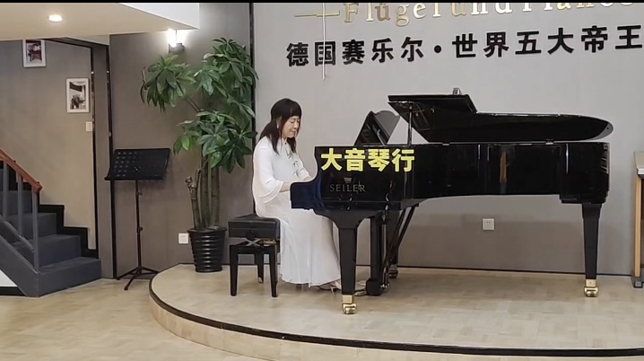 165804272.jpg 鏂囧寲鍚嶄汉鍔╁姏浼佷笟18.jpg