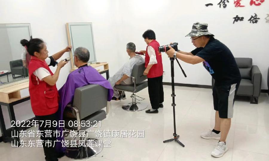 定时服务实践站 为民排忧受称赞（图6）