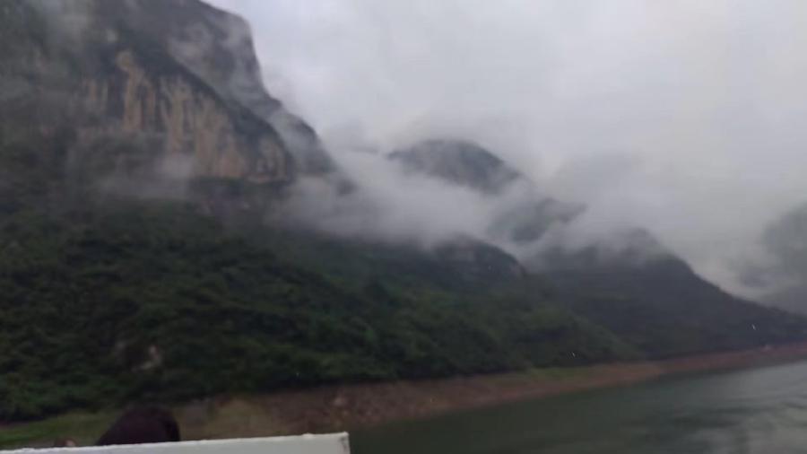 红霞旅游诗词九首(图50)