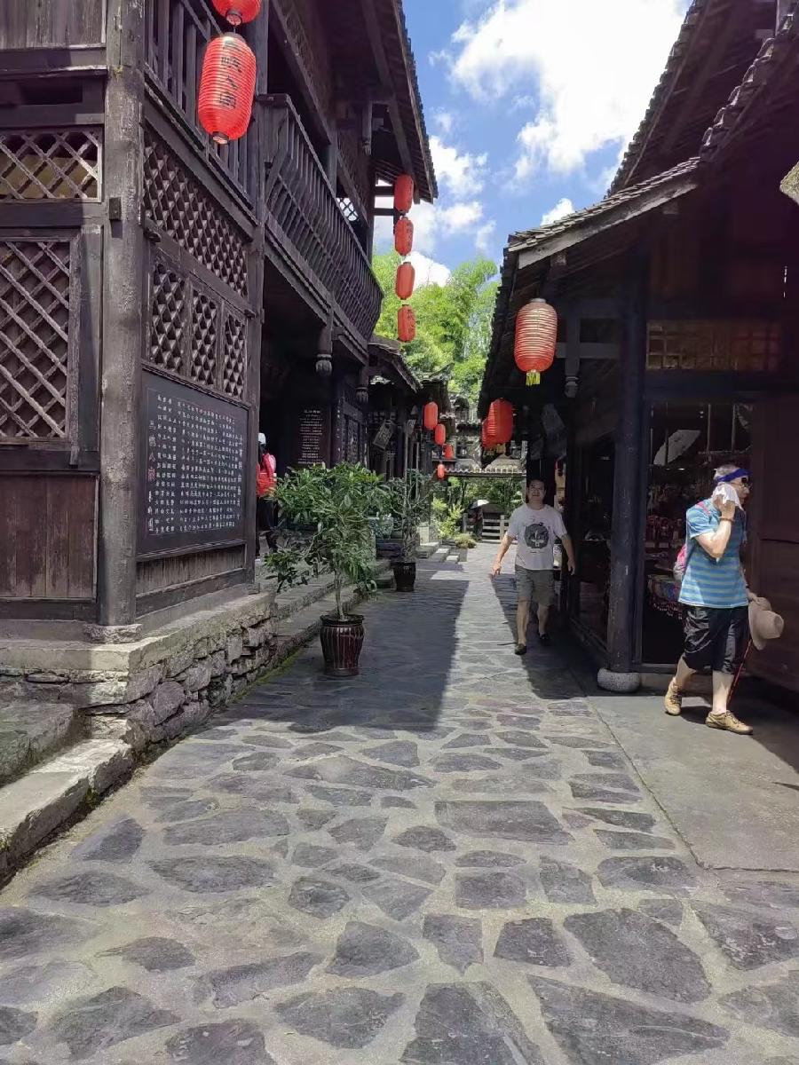 红霞旅游诗词九首(图38)