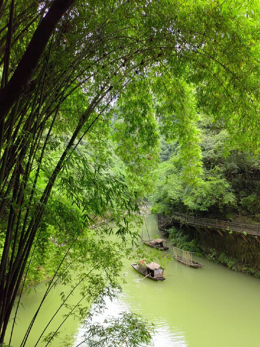 红霞旅游诗词九首(图9)