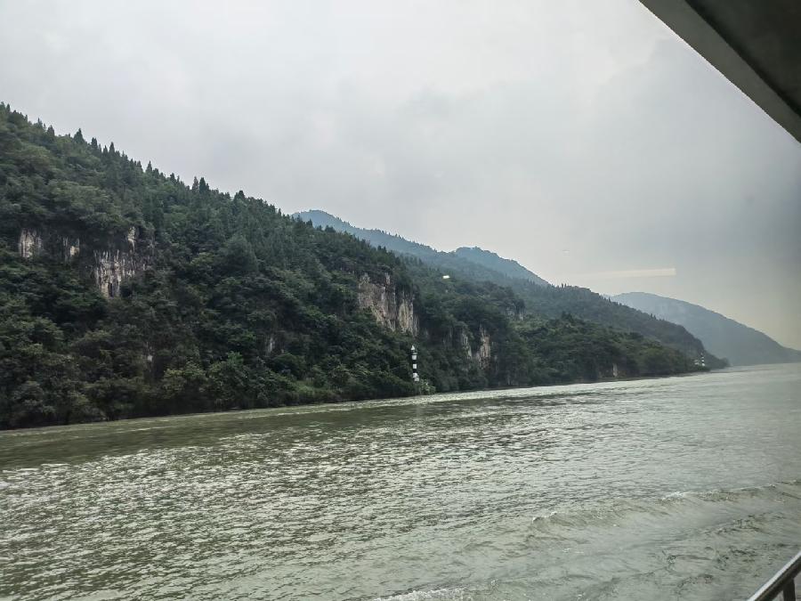 红霞旅游诗词九首(图17)