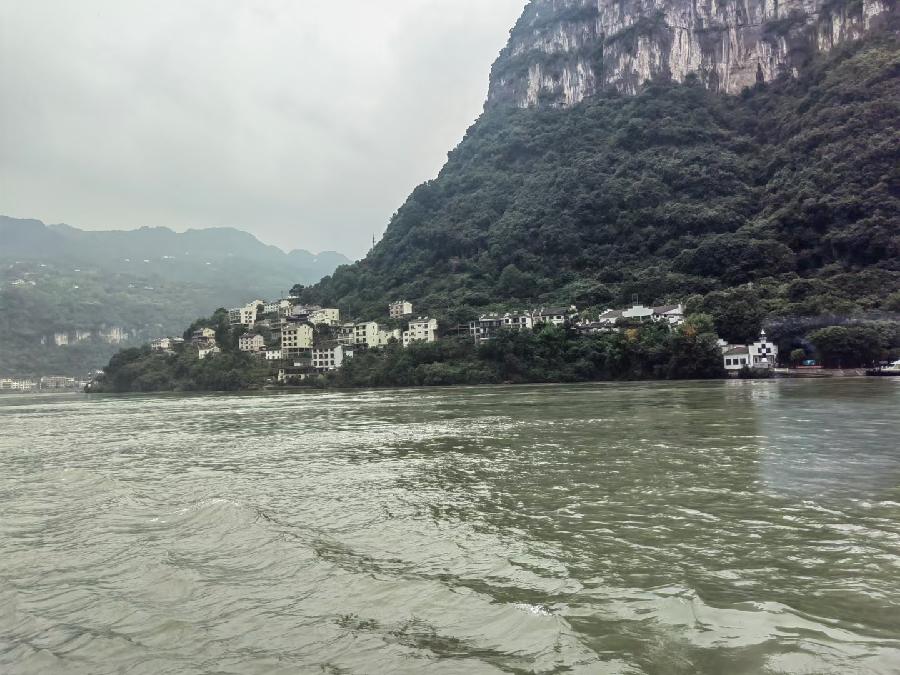 红霞旅游诗词九首(图18)