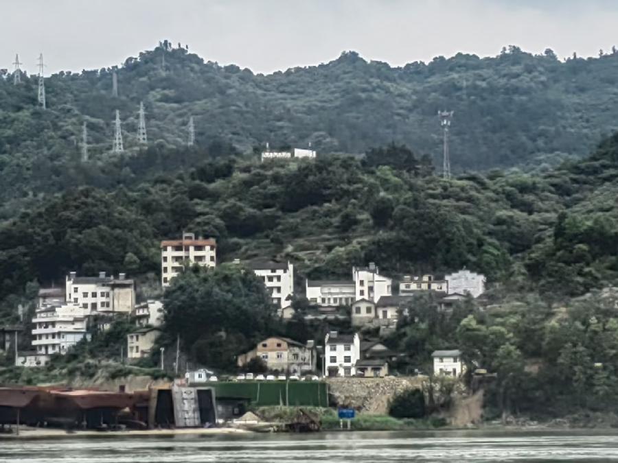 红霞旅游诗词九首(图21)