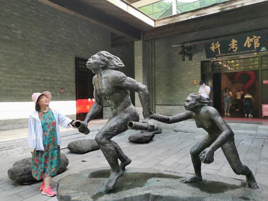 红霞旅游诗词九首(图27)