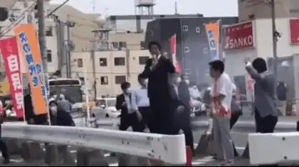 【悼安倍晋三】文／磊怀（图2）