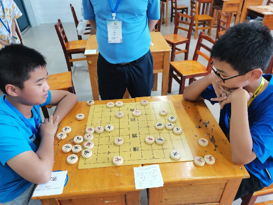 校园诗刊专栏‖喜棋坛后继有人 文/王界明 诵读 / 伊月儿(图9)