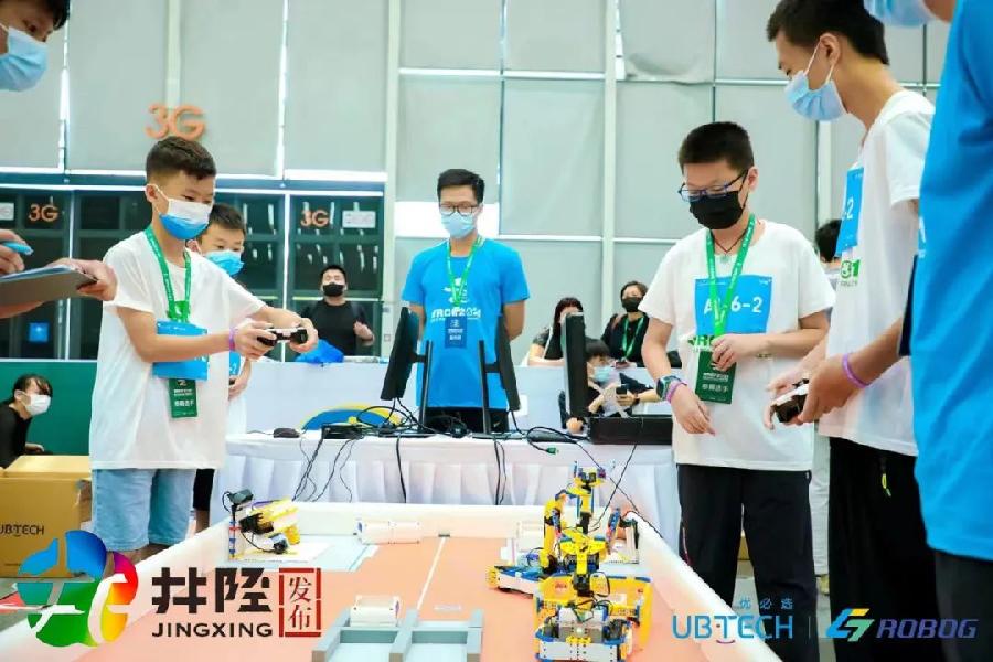 井陉县参赛队获世界机器人大赛季军(图3)