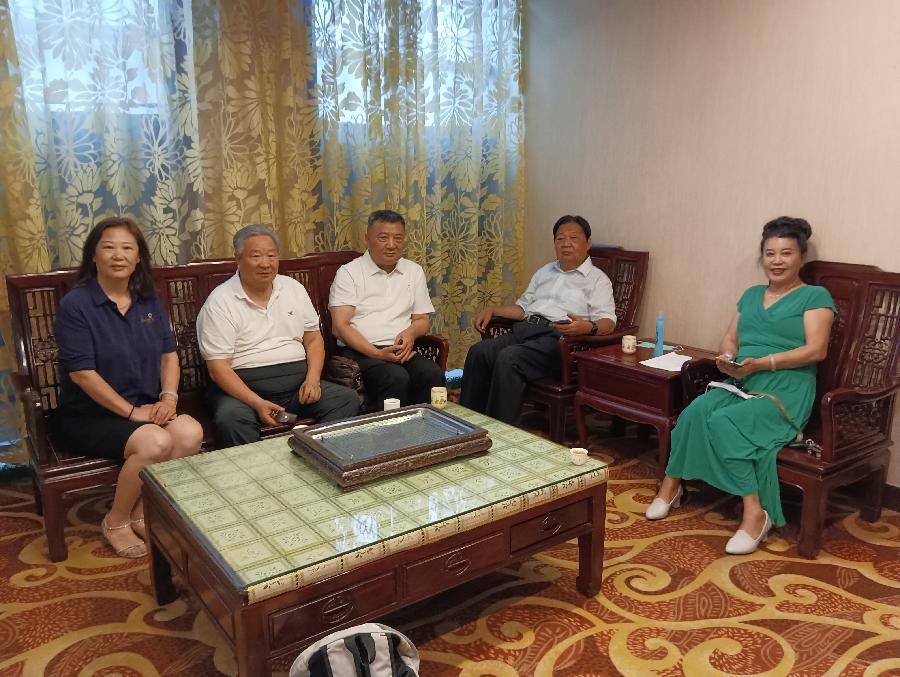 济宁作协与济宁阳光口腔医院举行院歌研讨会
