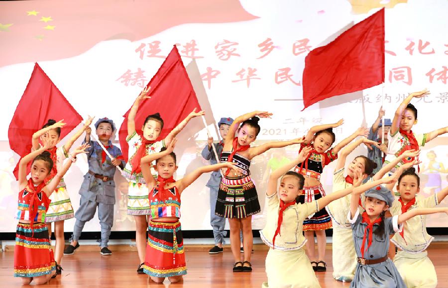云南西双版纳允景洪小学:以“美”育人 春风化雨(图8)