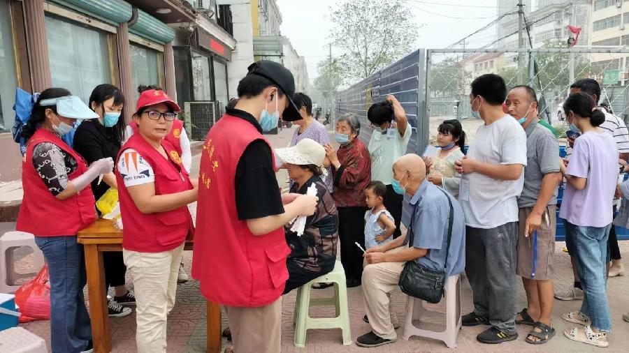 党群齐心协力 做好核酸检测（图3）