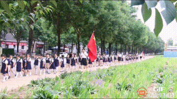 我们毕业了——感恩成长，放飞梦想（扶风峰景幼儿园）〈泪别峰景幼儿园、爱孙离别峰景幼儿园抒怀〉文/聆听（图4）