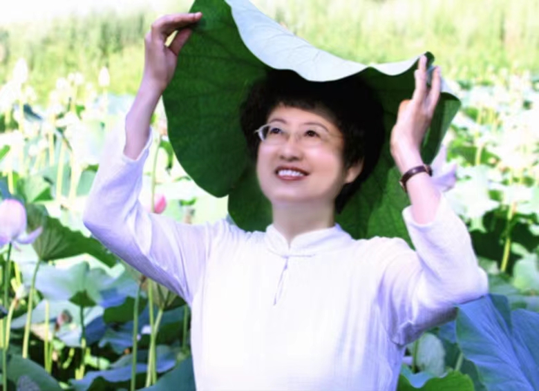 月儿散文《夏荷雅韵》诵读：月儿 编辑：香乡 【北疆头条】（第248期）（图7）