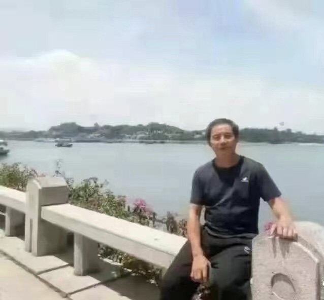 假象丨文／程延庆（江西）
