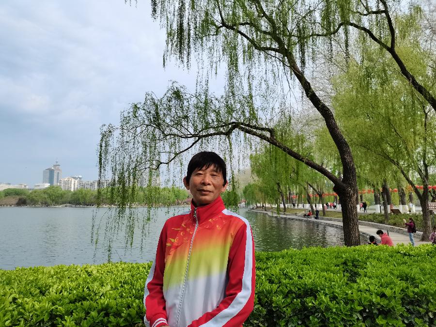 诗意传情诗社【百亩葵花向阳开】文‖舒才生 诵‖李华敏（921）（图15）