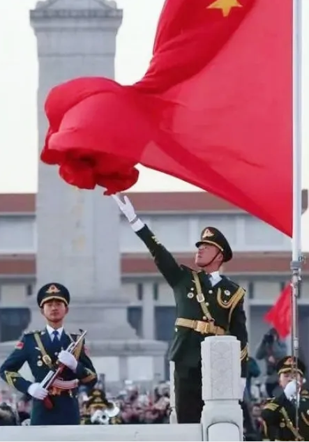弘华朗诵【我想给明天写首诗】作者/蓝波（图4）
