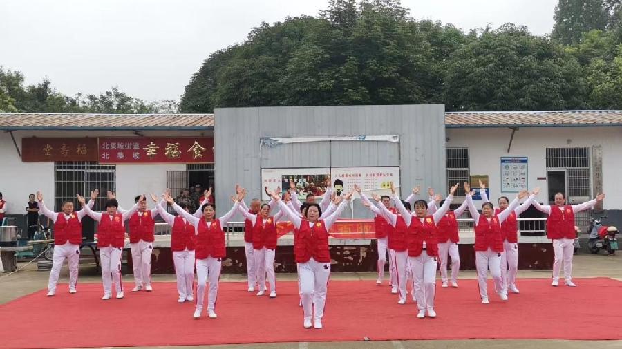 服务为民民欢喜 歌舞颂党聚民心（图9）