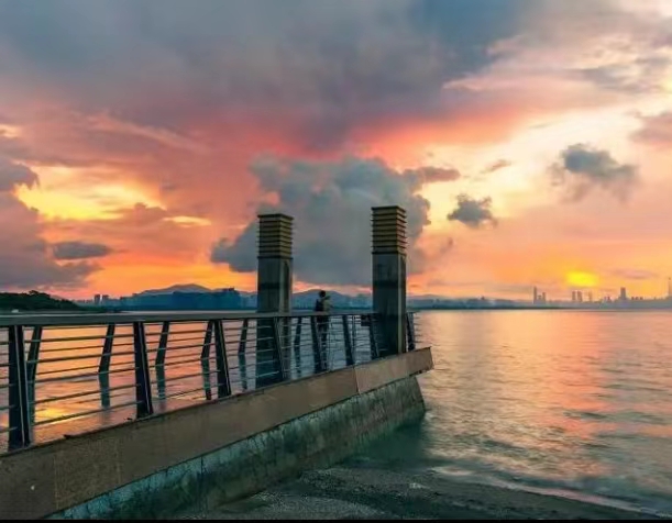 纪念深圳市成立四十三周年＿＿热土深圳（千字诗）文／潘毅（图5）