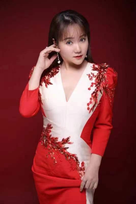 中英文双语：蝉鸣凉风来｜作者 火凤凰（海外）英译 银杏｜演唱 李丽｜赏析 成喜良｜海外头条（图9）