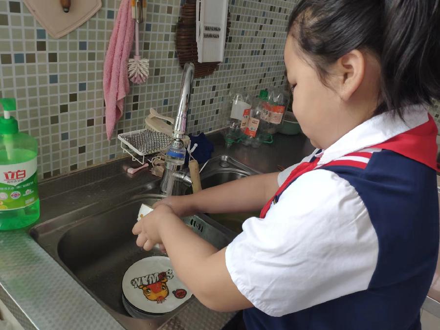 邢台市南和区幸福小学:快乐暑假 体劳相伴——幸福少年热爱生活、共度活力夏天!(图6)