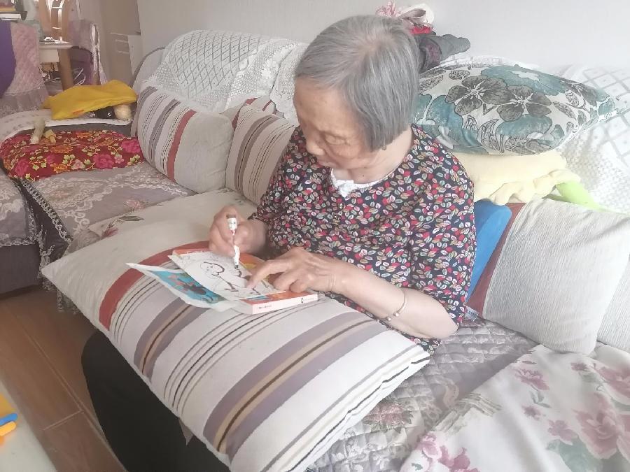 校园诗刊专栏‖汉俳连作 画中情 文/赵正霞(青海)
