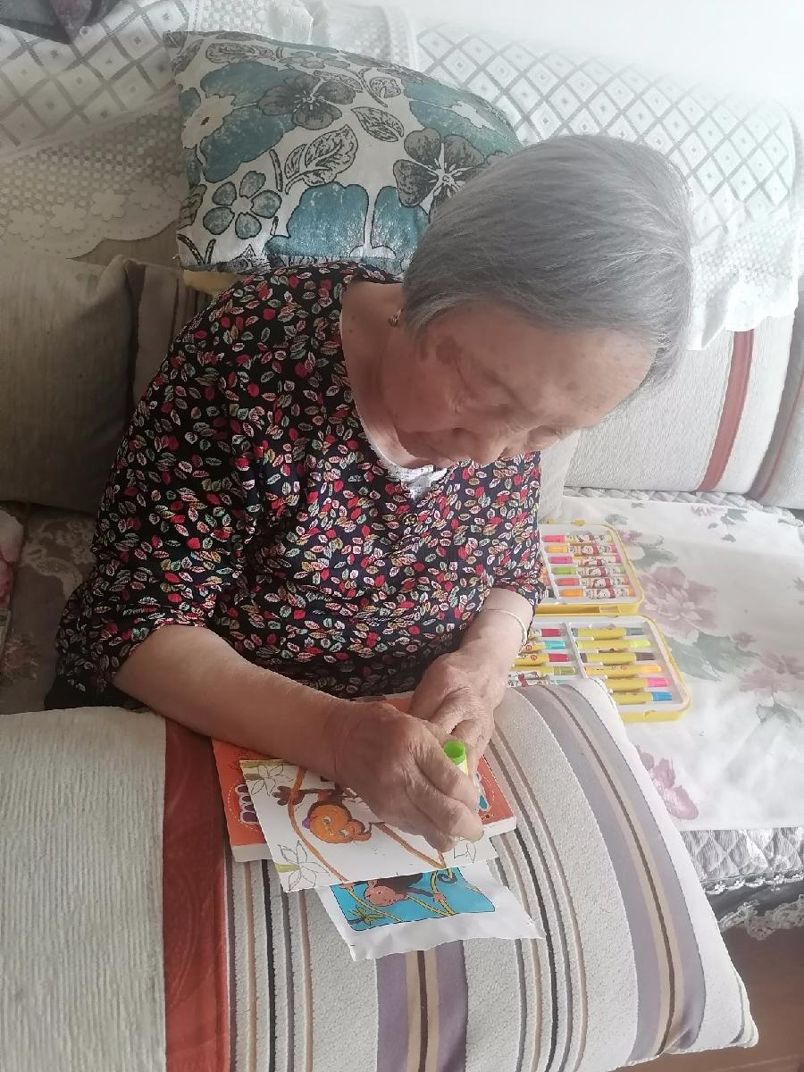 校园诗刊专栏‖汉俳连作 画中情 文/赵正霞(青海)(图2)