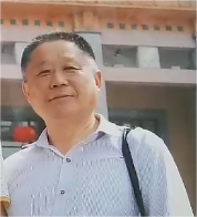 黄树和:登梵净山