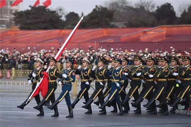 《战士之歌》(散文诗)——庆祝中国人民解放军建军95周年!文/乔新华(图3)