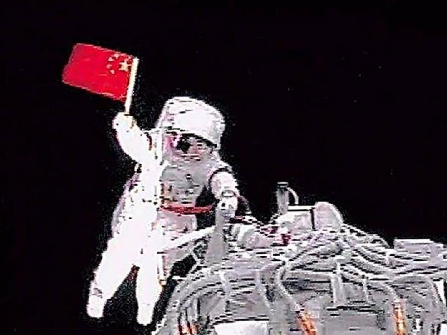 桂林七星区老年大学诗词班命题作业《嵌句“神舟一叶似仙槎”》总第56期(图7)