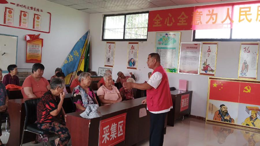 变身文明课堂 营造文明乡风（图2）