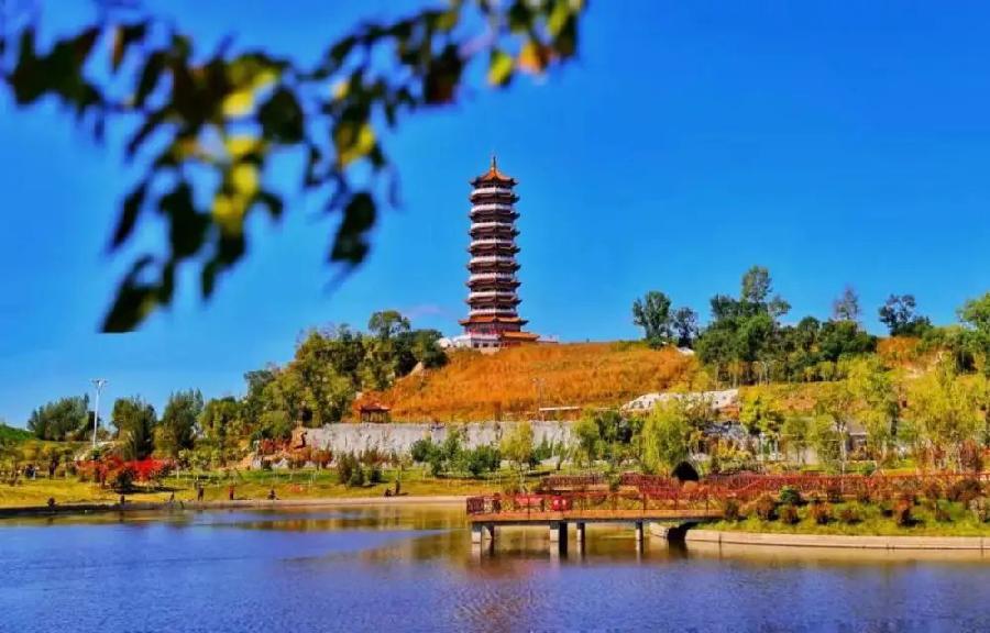 施伟远诗歌《鹤城六大公园记》主播：小菜一碟黑骏马 编辑：小鱼儿 【北疆头条】（第254期）（图9）
