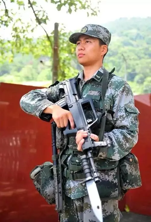纪念“八一'建军节‖文图/赵京氵，书法/太行山人武功（图7）