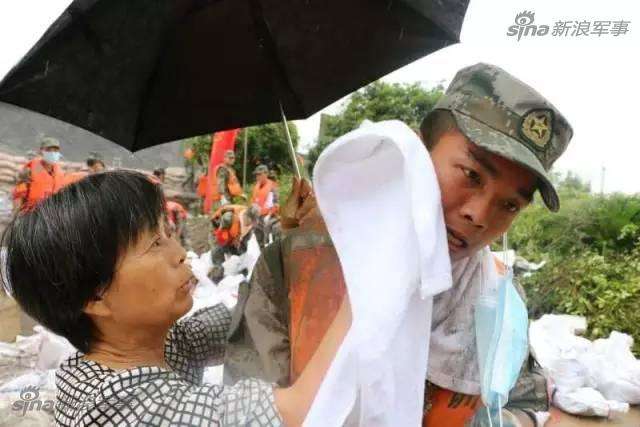 【陕西作家杨建印(愿你快乐)先生长篇小说《乖男人》之(37)‖心系人民】荐赏(图8)