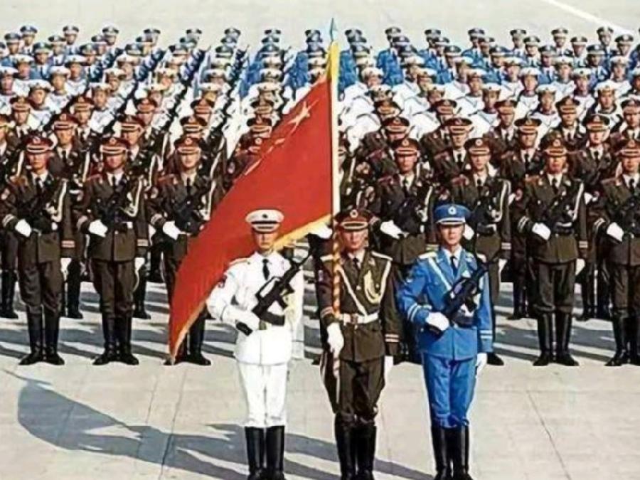 【名家专刊】【九江文学社：北京头条】《军装》作者/傅塘根 诵读/放飞（图2）