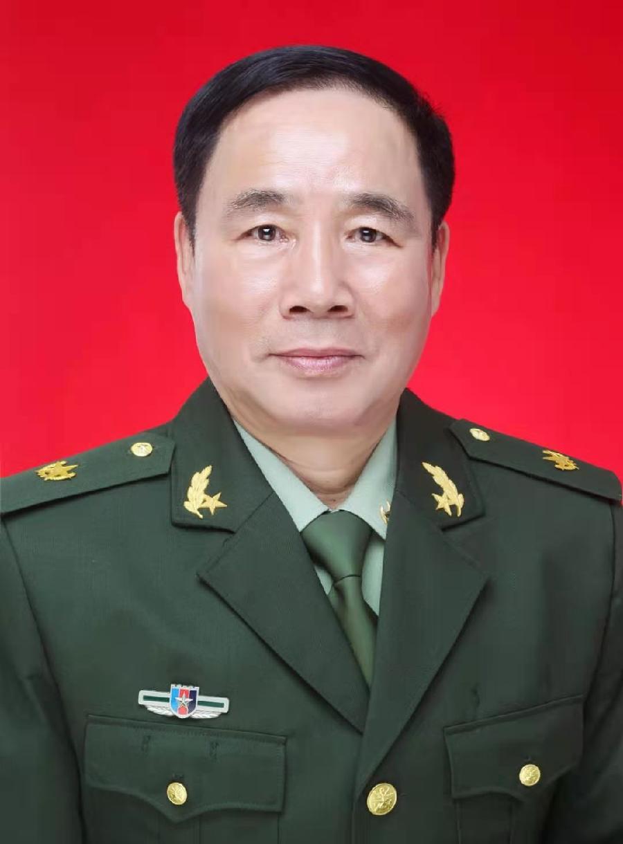 【名家专刊】【九江文学社：北京头条】《军装》作者/傅塘根 诵读/放飞（图8）
