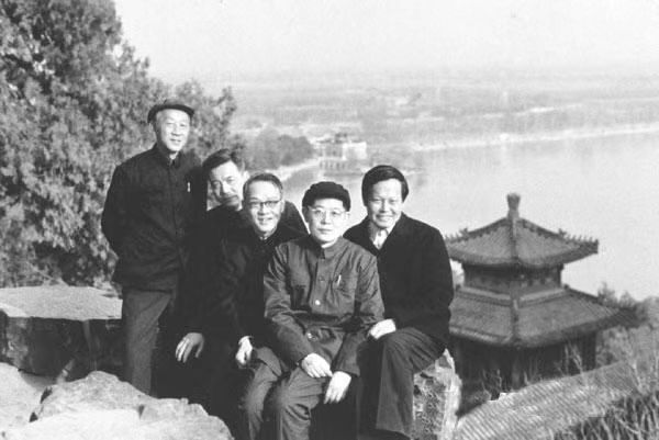 七绝-缅怀邓稼先～诗‖吕志学（北京）（图14）