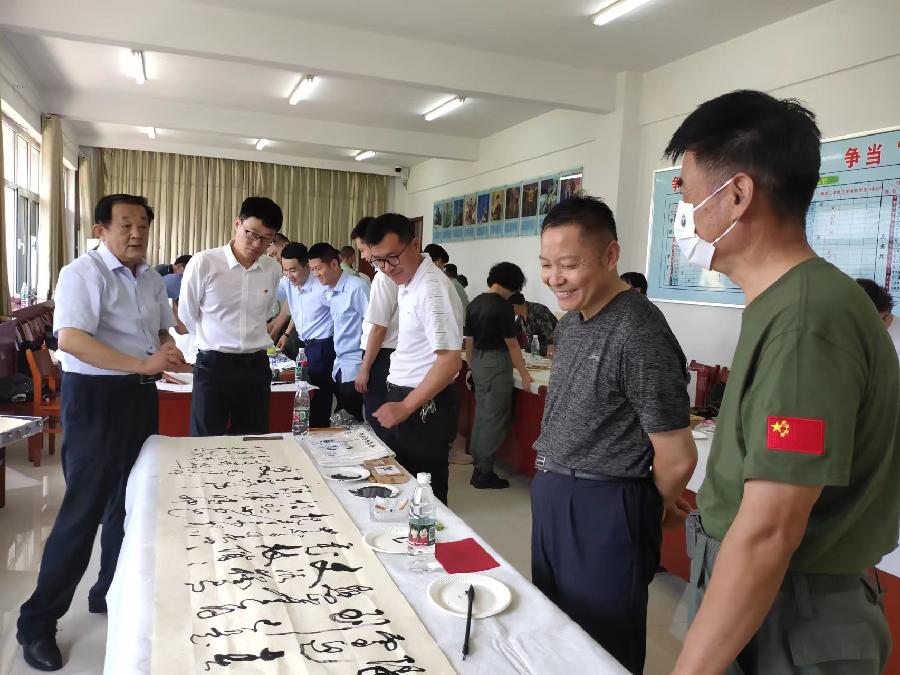 【书画进军营】聊城市双拥志愿者协会、市书画研究会赴聊城武警支队开展书画交流慰问活动(图12)