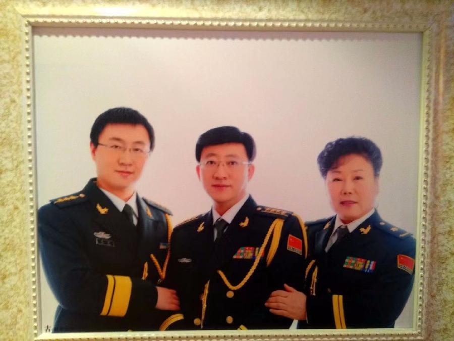 坚守军人荣誉，执念冲锋建功业——庆祝八一建军节 作者/渝陇之子 京津沪头条（图3）