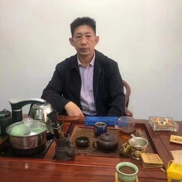 《中国爱情诗刊》【中国爱情诗人档案】（第4709期）四川诗人：山魂的诗（图2）